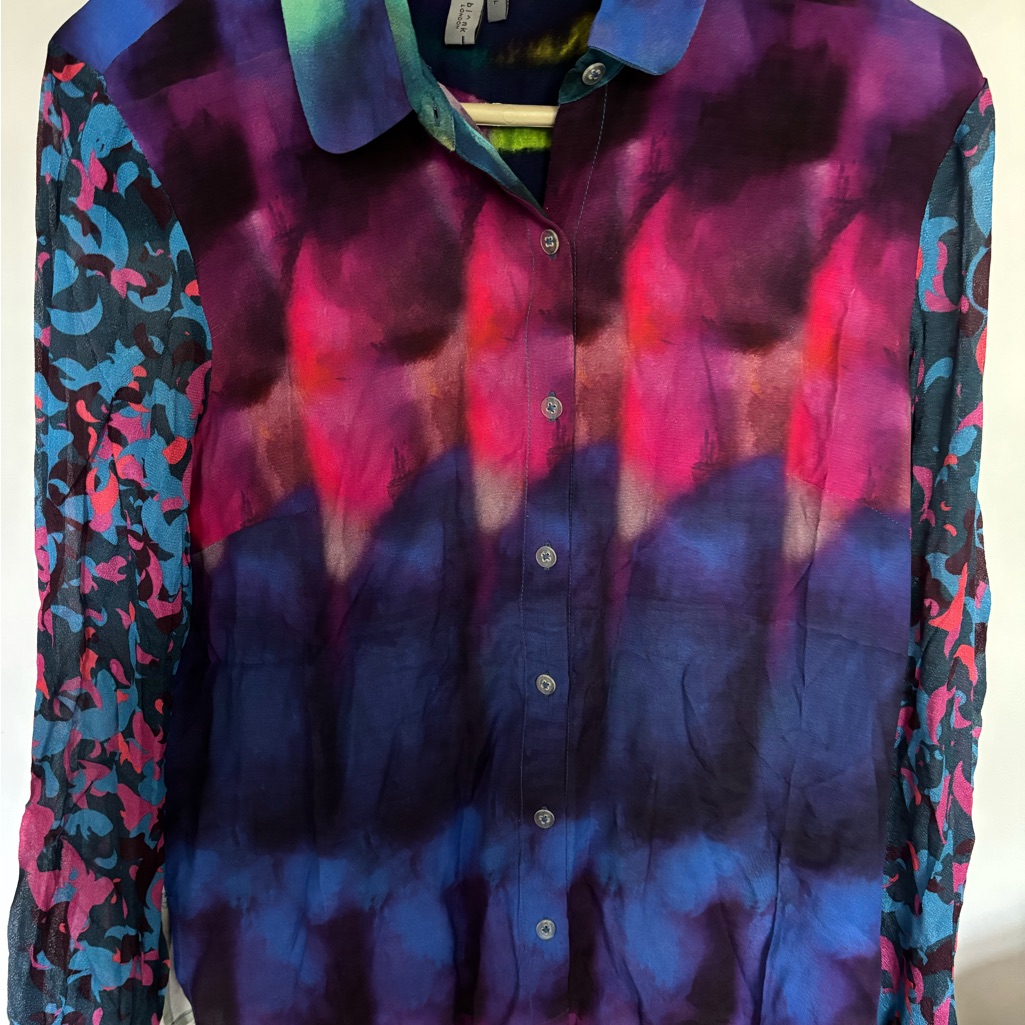 New  BlNk London Anthropologie Brand  Small  Patterned Button Down Top